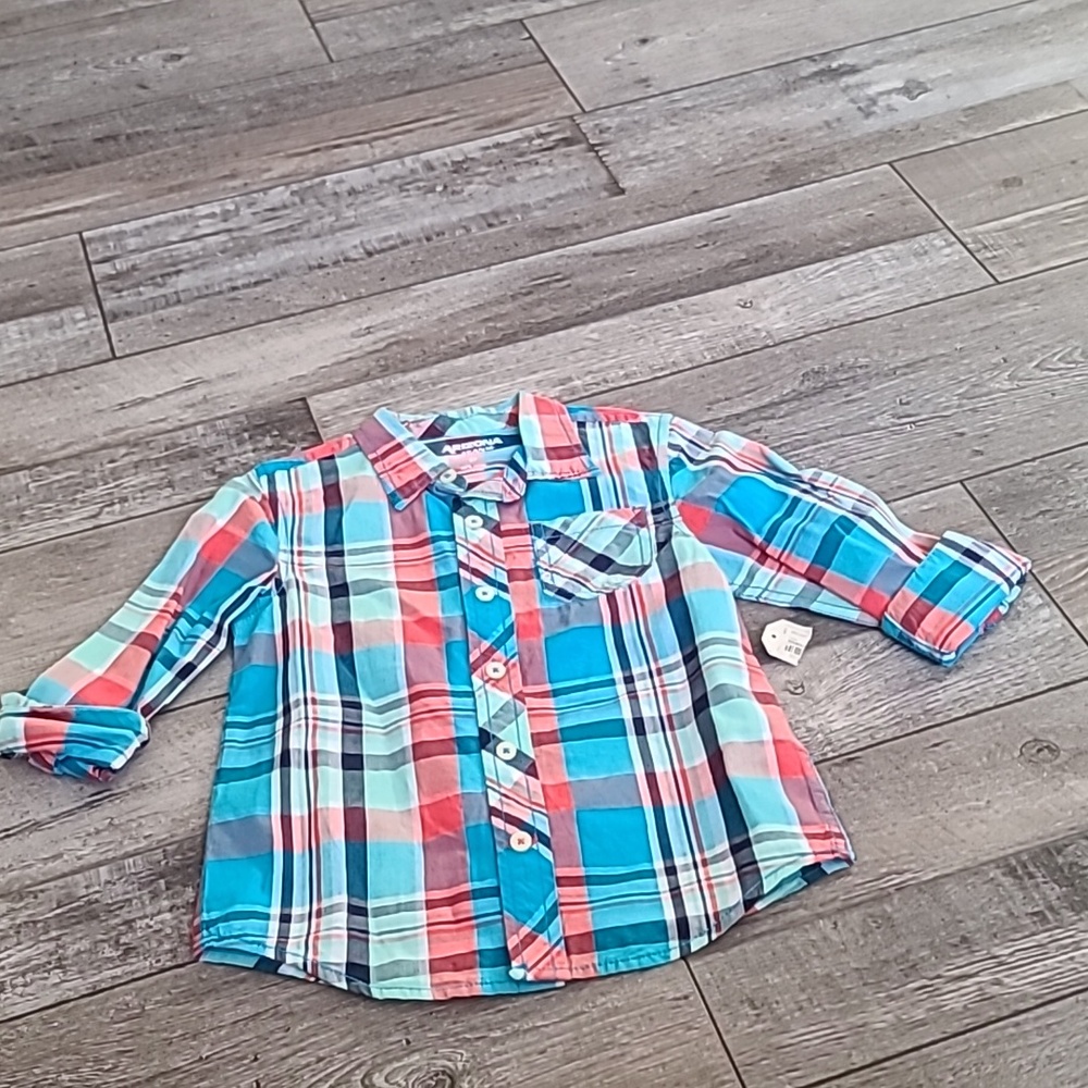 3/4 length button up
